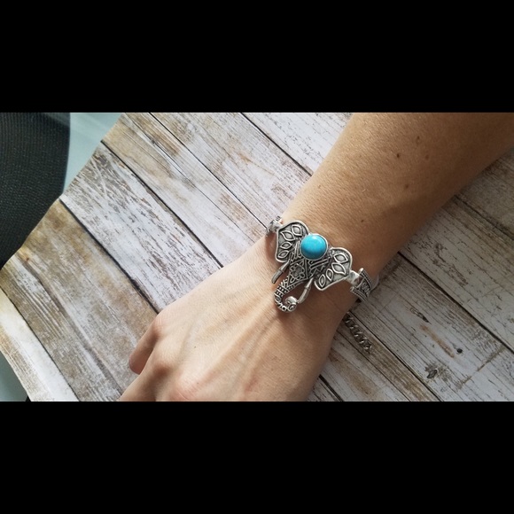 🌞SUMMER SALE🌞 Boho elephant bracelet - Picture 6 of 7